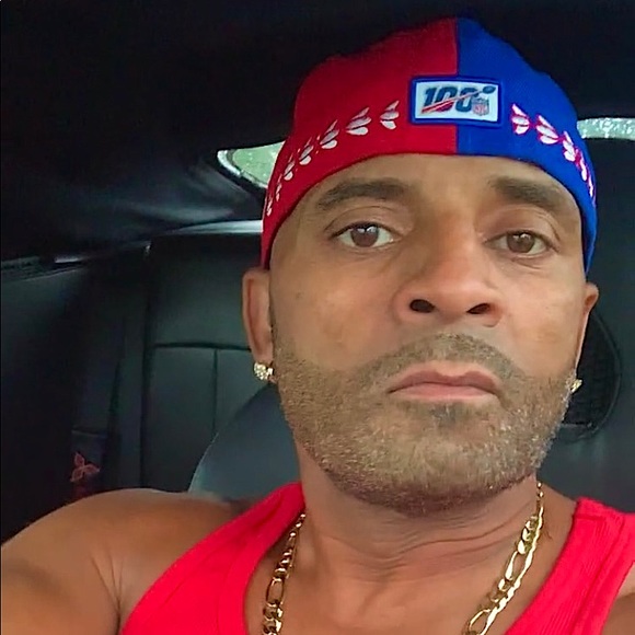 Meet your Posher, PIRATE🏴☠️ - Picture 1 of 2